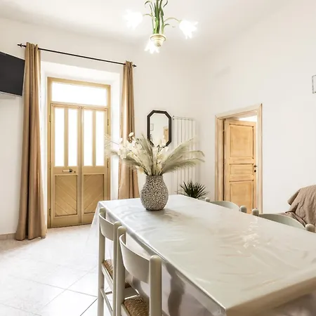 Apartment Viviana's *