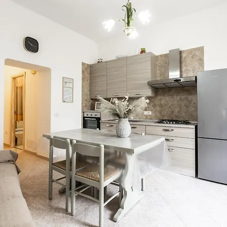 Apartment Viviana's *