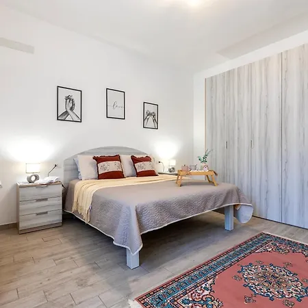 Viviana's Apartament